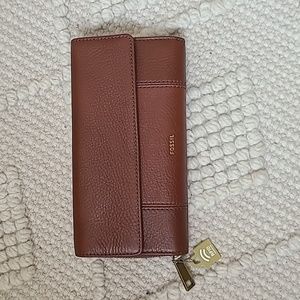 Fossil wallet